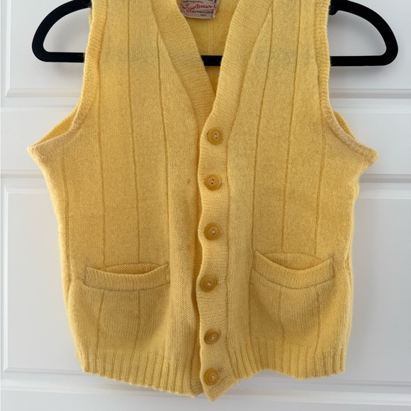 1960s Yellow Button-Up Sweater Vest 100% Virgin Wool - Picture 2 of 3